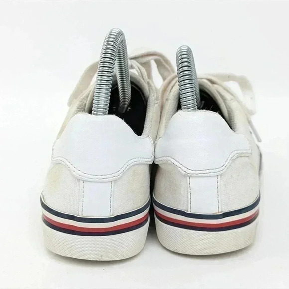 Tommy Hilfiger Fressian Low Top Lace-Up Sneakers - Picture 6 of 11